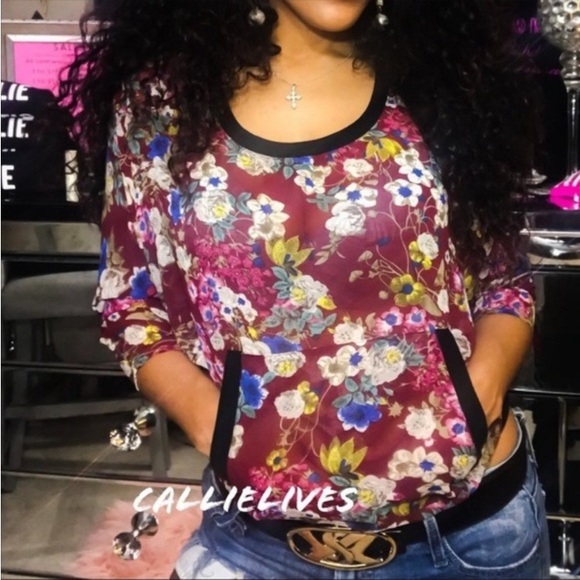 Women’s Chiffon Gardens floral kangaroo pocket see thru mesh burgundy raglan top - Picture 3 of 6